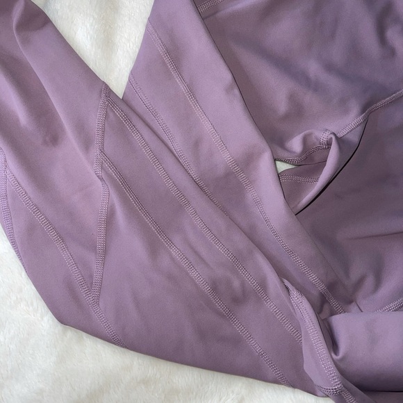 TILYOUCOLLAPSE - booty shape ( purple) - Picture 2 of 3